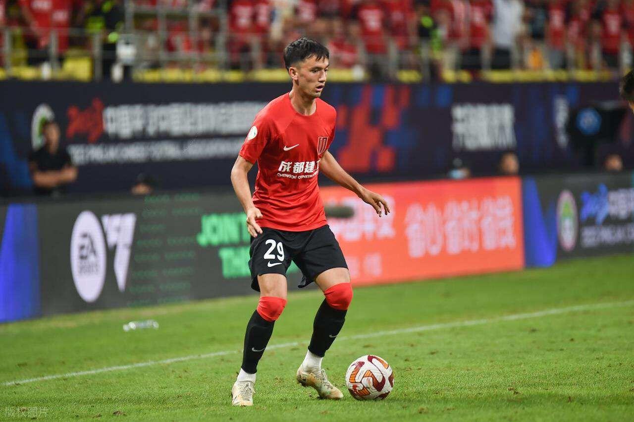 意外！木塔力甫为何最后时刻落选U22国足名单，如今终于有答案了